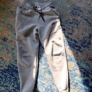 Nike tech jogger pants